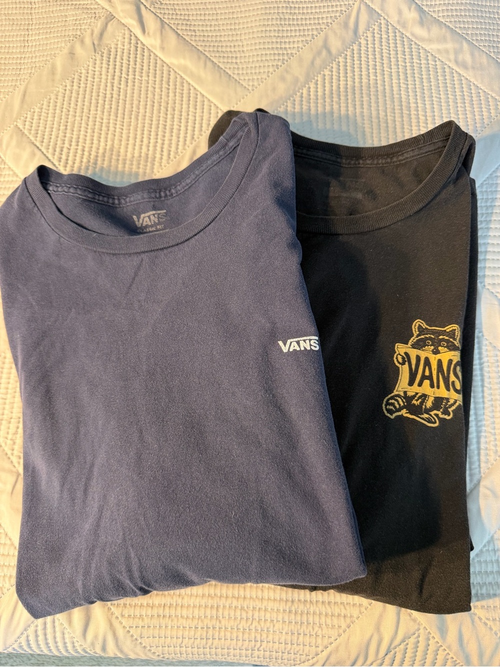 Vans Two-Pack Short Sleeve Tees in Navy & Black Sz XL